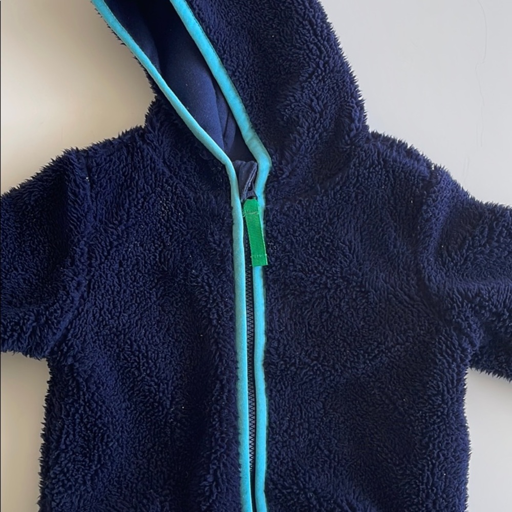 Polyester fluffy jacket - Picture 3 of 3